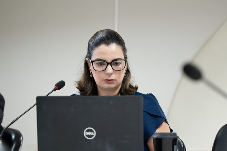 Câmara de Curitiba aprova programa inovador de combate à corrupção
